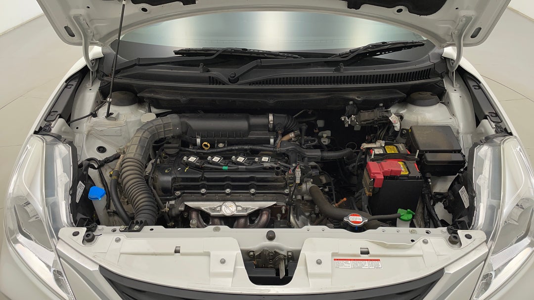 Open Bonnet (Engine)