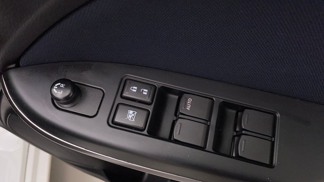 Drivers Side Door Panel Controls