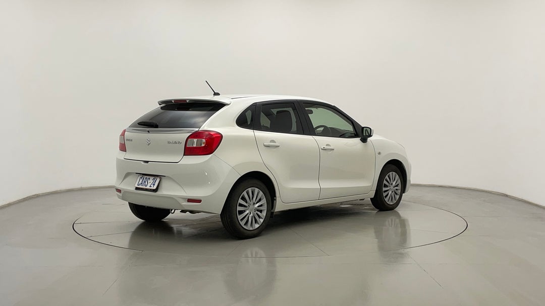 Right Back Diagonal (45- Degree) View