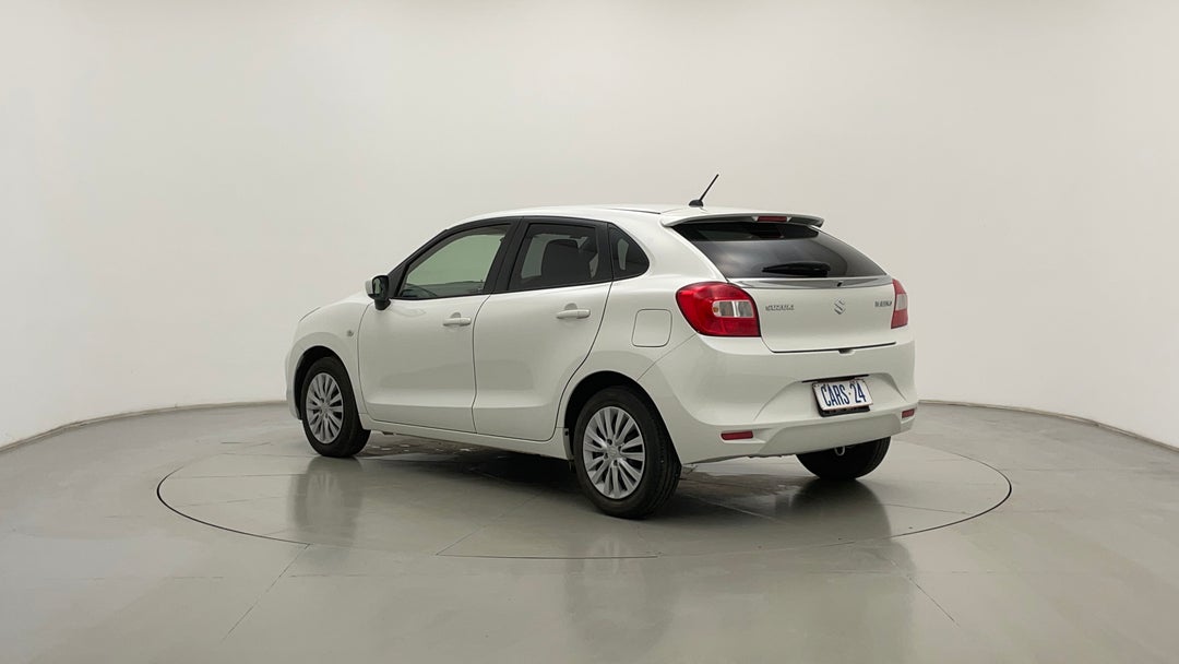 Left Back Diagonal (45- Degree) View