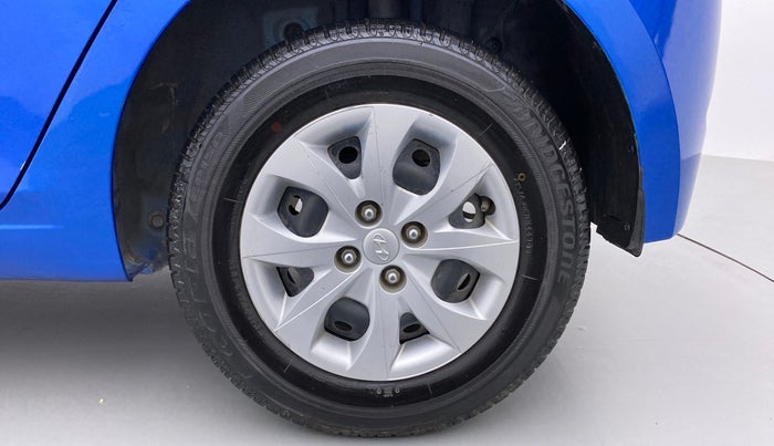 2017 Hyundai Elite i20 SPORTZ 1.2, Petrol, Manual, 66,077 km, Left Rear Wheel