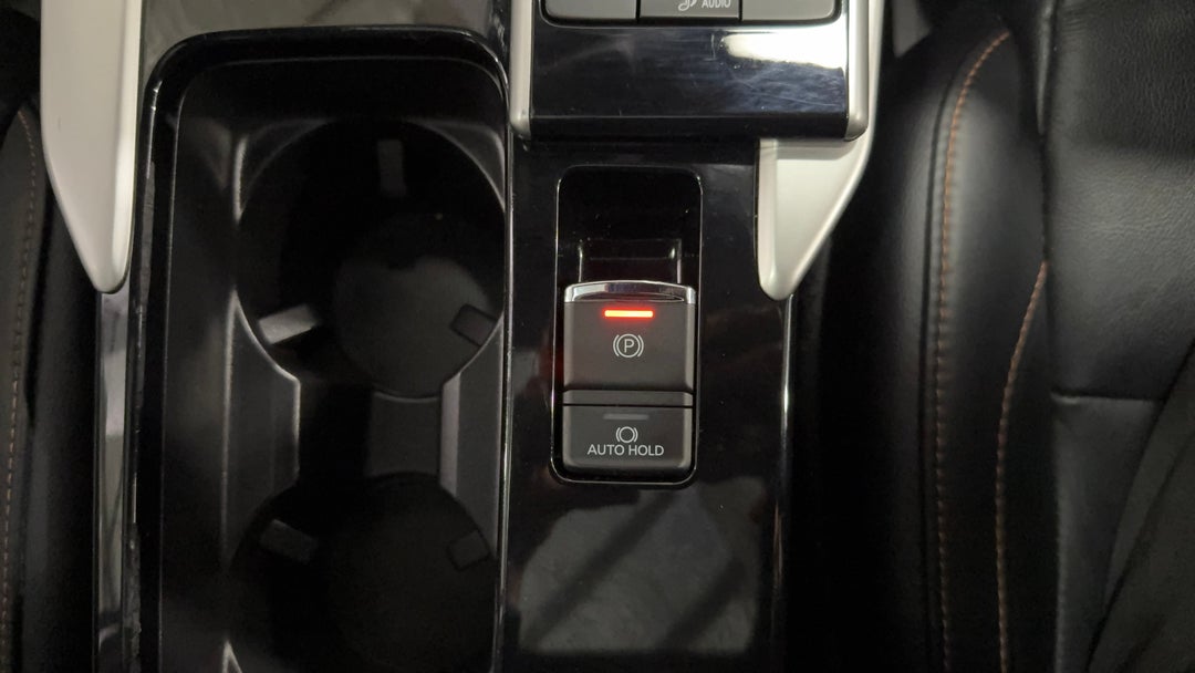 2019 Mitsubishi Eclipse Cross Exceed (2wd), Automatic, 47193 km, Handbrake