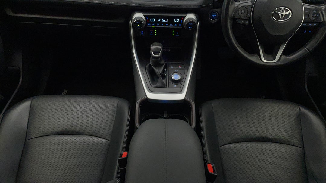 2021 Toyota RAV4 Cruiser (awd) Hybrid, Automatic, 119493 km, Center Console