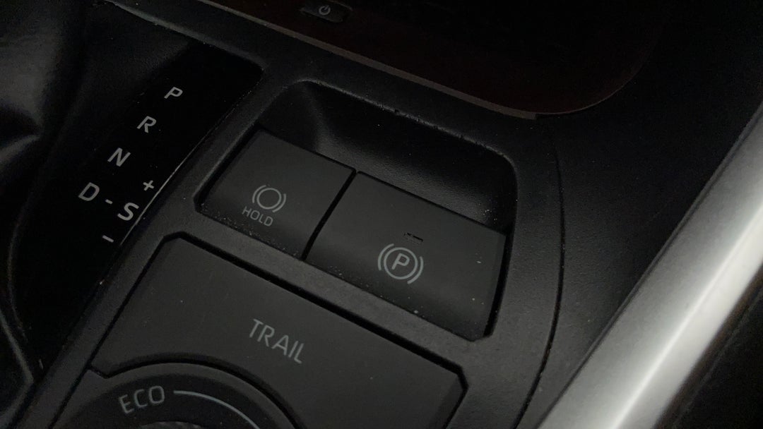 2021 Toyota RAV4 Cruiser (awd) Hybrid, Automatic, 119493 km, Handbrake