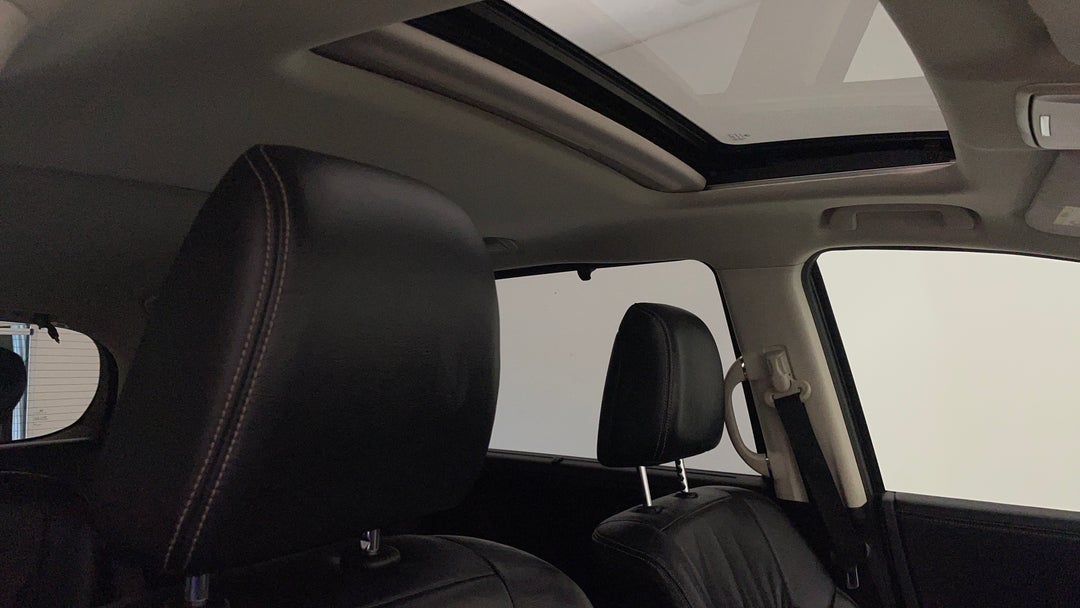 Interior Sunroof/Moonroof