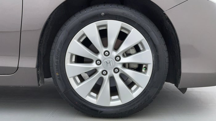 Honda Accord-Right Front Tyre