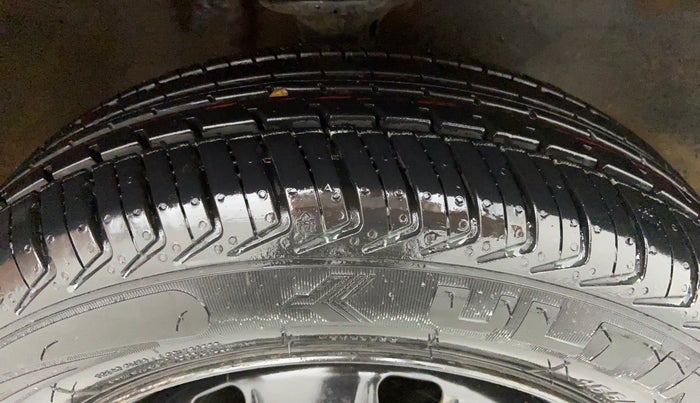 2018 Maruti Alto K10 VXI OPT, Petrol, Manual, 48,504 km, Right Front Tyre Tread