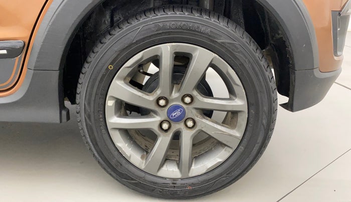 2018 Ford FREESTYLE TITANIUM 1.2 PETROL, Petrol, Manual, 53,780 km, Left Rear Wheel