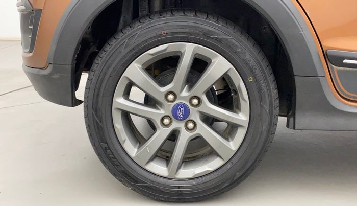 2018 Ford FREESTYLE TITANIUM 1.2 PETROL, Petrol, Manual, 53,780 km, Right Rear Wheel