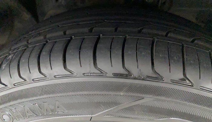 2018 Ford FREESTYLE TITANIUM 1.2 PETROL, Petrol, Manual, 53,780 km, Left Front Tyre Tread