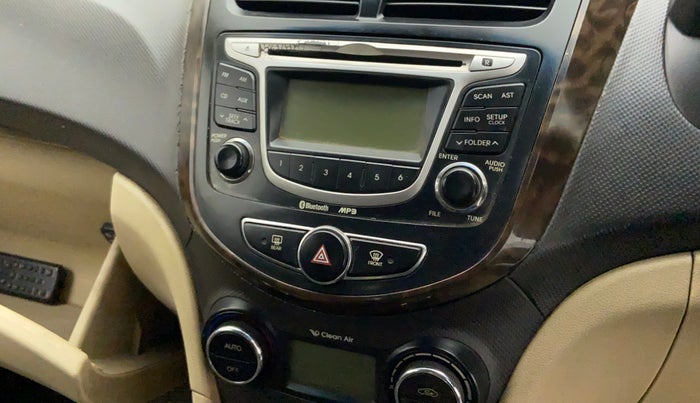2012 Hyundai Verna FLUIDIC 1.6 CRDI SX, Diesel, Manual, 70,330 km, Infotainment system - USB port not working