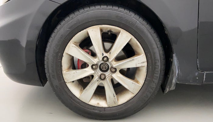 2012 Hyundai Verna FLUIDIC 1.6 CRDI SX, Diesel, Manual, 70,330 km, Left Front Wheel