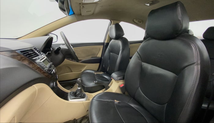 2012 Hyundai Verna FLUIDIC 1.6 CRDI SX, Diesel, Manual, 70,330 km, Right Side Front Door Cabin