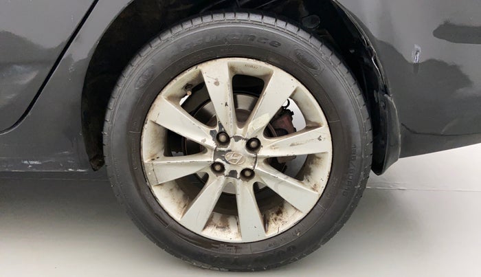 2012 Hyundai Verna FLUIDIC 1.6 CRDI SX, Diesel, Manual, 70,330 km, Left Rear Wheel