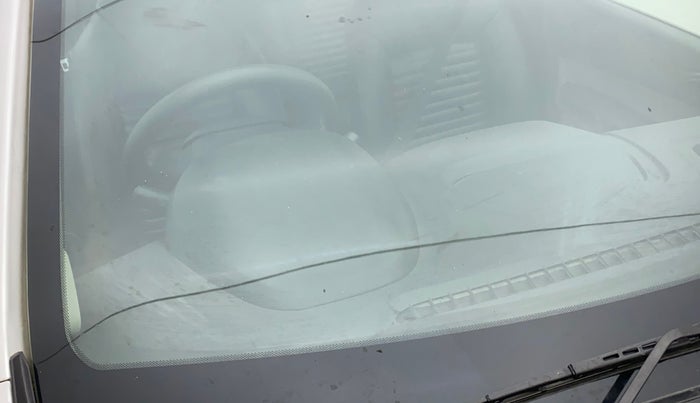 2018 Tata Tiago XT PETROL, Petrol, Manual, 85,360 km, Front windshield - Minor spot on windshield