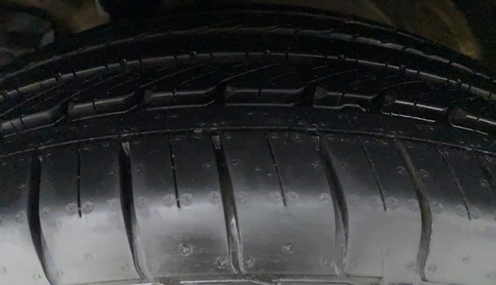 2019 MG HECTOR SHARP DCT PETROL, Petrol, Automatic, 50,945 km, Left Rear Tyre Tread