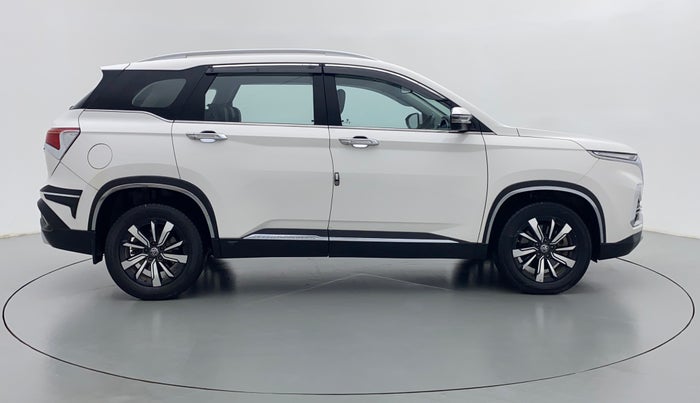2019 MG HECTOR SHARP DCT PETROL, Petrol, Automatic, 50,945 km, Right Side