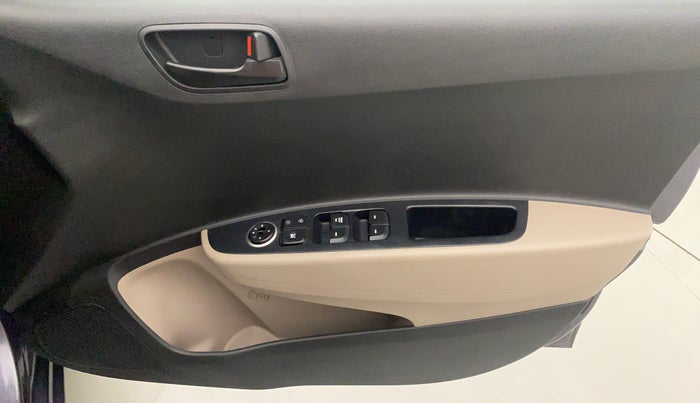 2018 Hyundai Grand i10 MAGNA AT 1.2 KAPPA VTVT, Petrol, Automatic, 16,844 km, Driver Side Door Panels Control