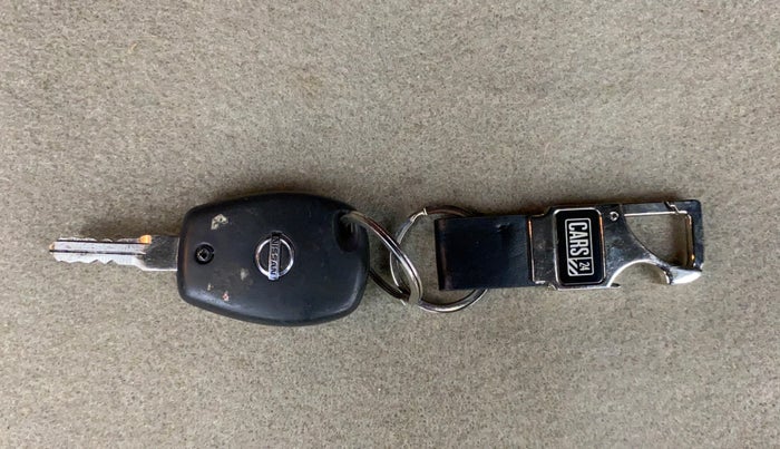 2015 Nissan Terrano XL (P), Petrol, Manual, 86,374 km, Key Close Up