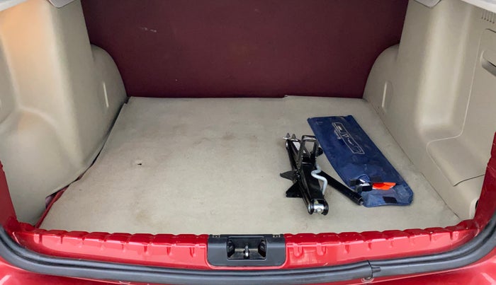 2015 Nissan Terrano XL (P), Petrol, Manual, 86,374 km, Boot Inside