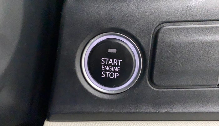 2021 Tata ALTROZ XZ PETROL, Petrol, Manual, 9,172 km, Keyless Start/ Stop Button