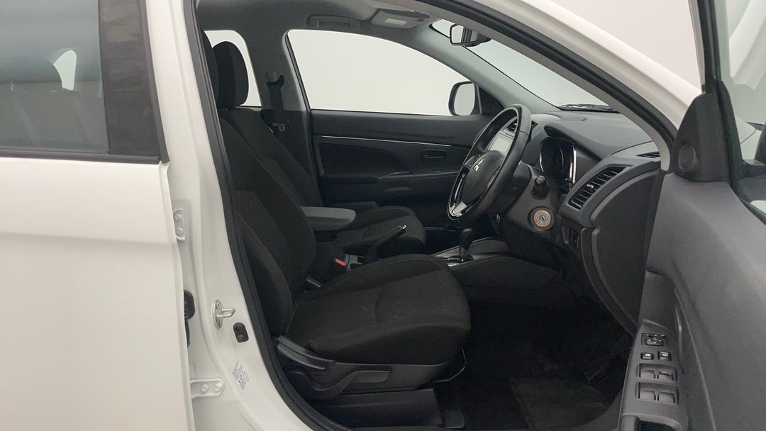 2022 Mitsubishi ASX Es (2WD), Automatic, 59597 km, Right Side Front Door Cabin View