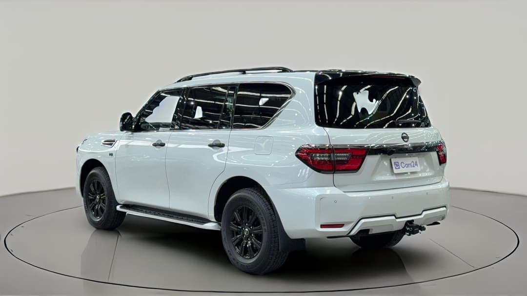 2020 Nissan Patrol Ti-l (4x4), Automatic, 110461 km, Left Back Diagonal (45- Degree) View