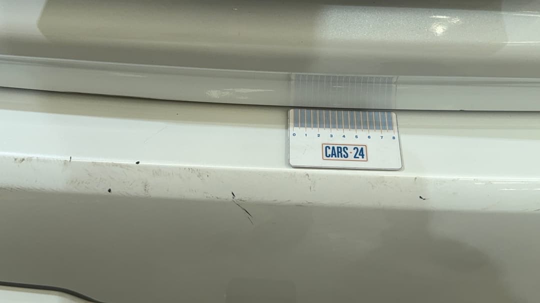 2020 Nissan Patrol Ti-l (4x4), Automatic, 110461 km, Bumper Rear Scratch