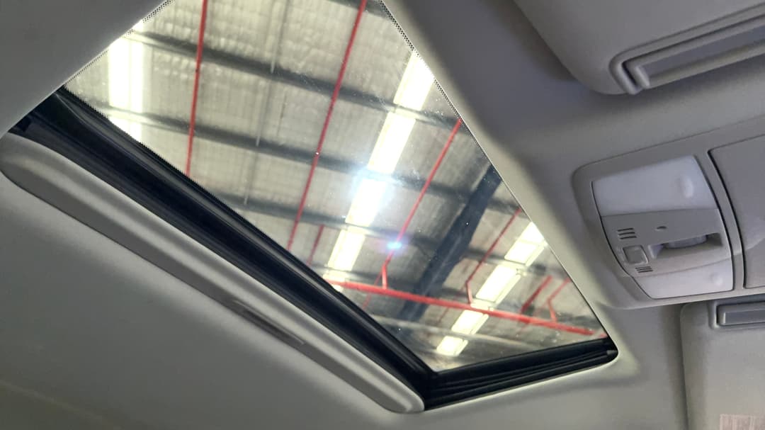 2020 Nissan Patrol Ti-l (4x4), Automatic, 110461 km, Interior Sunroof/Moonroof