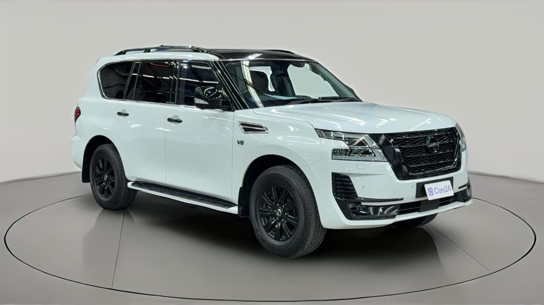 2020 Nissan Patrol Ti-l (4x4), Automatic, 110461 km, Right Front Diagonal (45- Degree) View