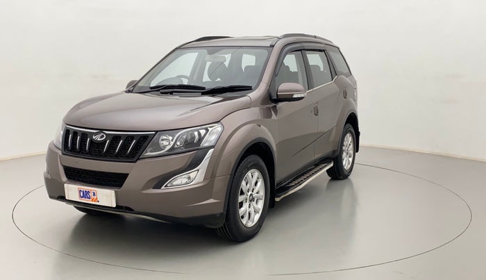2017 Mahindra XUV500 W10 AT FWD, Diesel, Automatic, 25,600 km, Left Front Diagonal