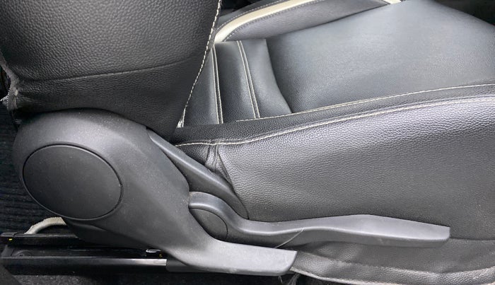2018 Maruti Swift ZDI, Diesel, Manual, 60,505 km, Driver Side Adjustment Panel