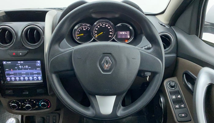 2016 Renault Duster 85 PS RXL DIESEL, Diesel, Manual, 42,767 km, Steering Wheel Close Up