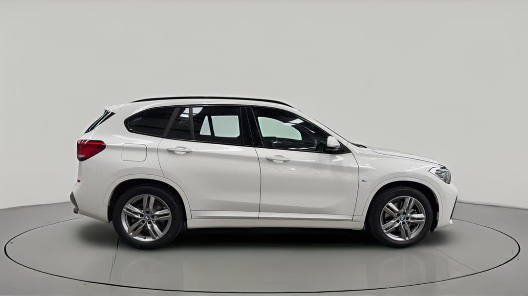 2021 BMW X1 sDrive 20i M Sport, Automatic, 24746 km, Right Side View