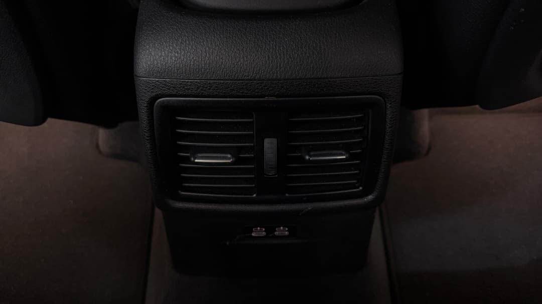 2021 BMW X1 sDrive 20i M Sport, Automatic, 24746 km, Rear A/C Vent