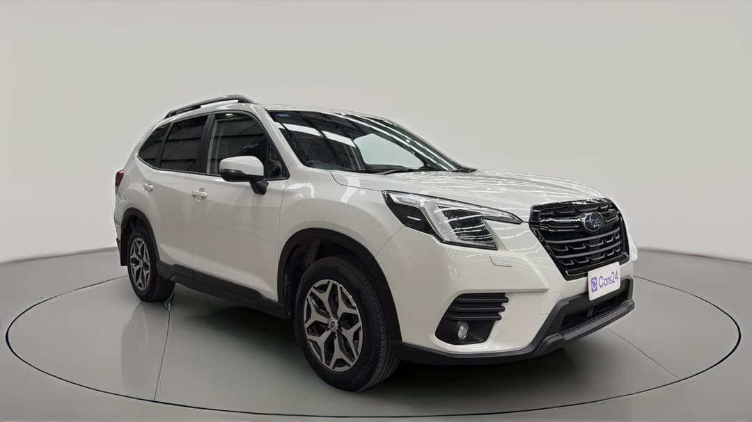 2024 Subaru Forester 2.5i (AWD), Automatic, 54233 km, Right Front Diagonal (45- Degree) View
