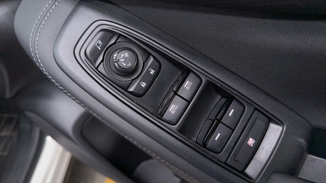 2024 Subaru Forester 2.5i (AWD), Automatic, 54233 km, Drivers Side Door Panel Controls