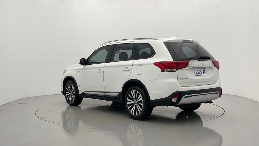 Left Back Diagonal (45- Degree) View