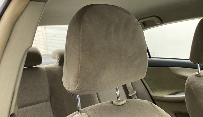 2012 Toyota Corolla Altis J, Petrol, Manual, 75,498 km, Driver seat - Headrest adjuster not working