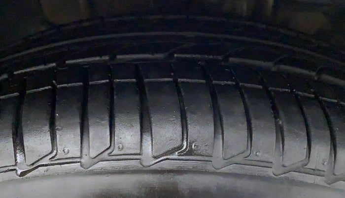 2020 Tata TIGOR XZ PLUS 1.2 REVOTRON, Petrol, Manual, 12,712 km, Left Front Tyre Tread