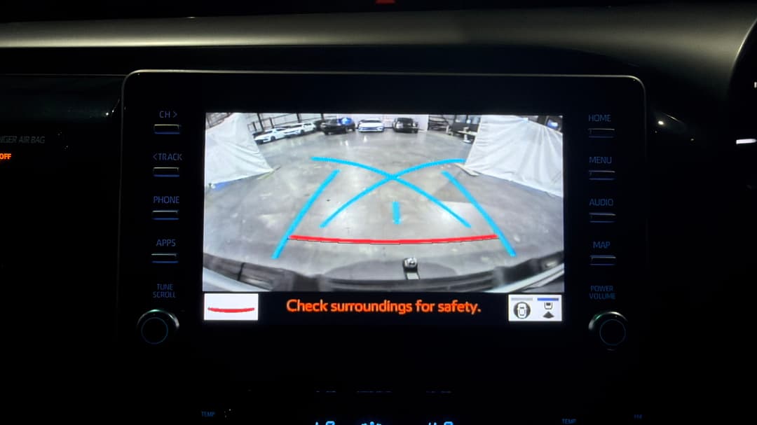 2022 Toyota Hilux Sr5 + Premium Interior (4x4), Automatic, 62239 km, Parking Camera