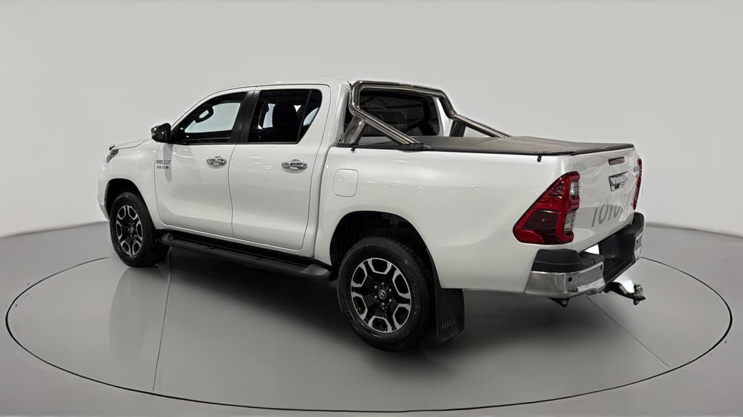2022 Toyota Hilux Sr5 + Premium Interior (4x4), Automatic, 62239 km, Left Back Diagonal (45- Degree) View