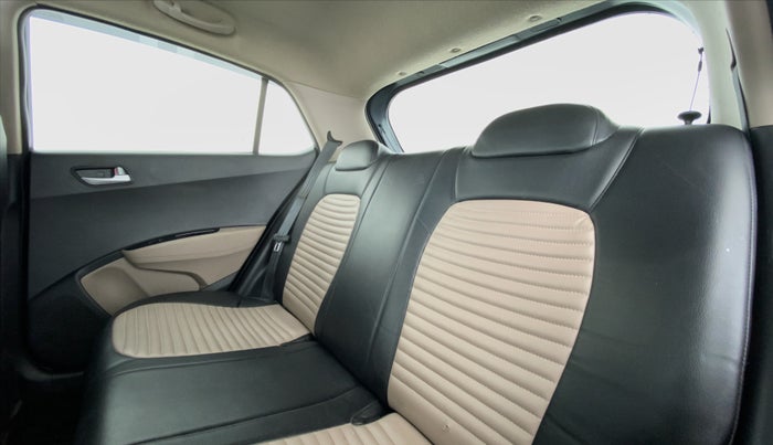2019 Hyundai Grand i10 SPORTZ 1.2 KAPPA VTVT, Petrol, Manual, 39,642 km, Right Side Rear Door Cabin