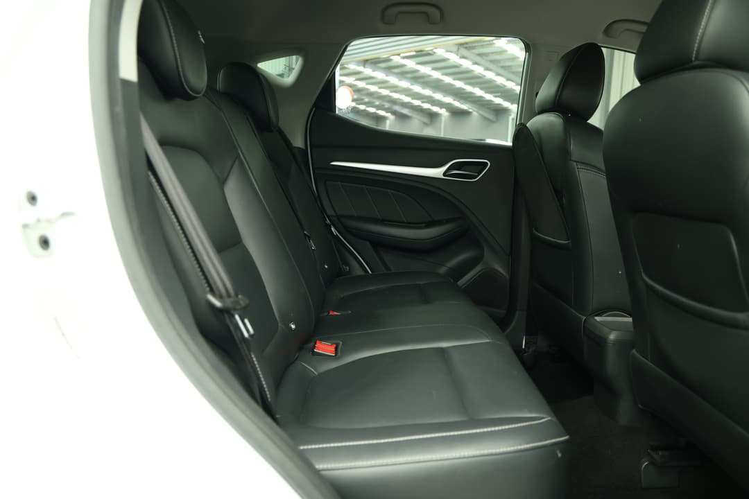2021 MG ZS Excite, Automatic, 55459 km, Right Side Rear Door Cabin View