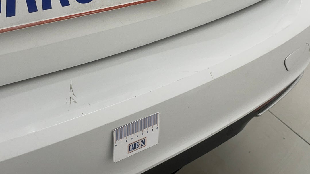 2019 Holden Commodore Lt (5yr), Automatic, 55014 km, Bumper Rear Scratch