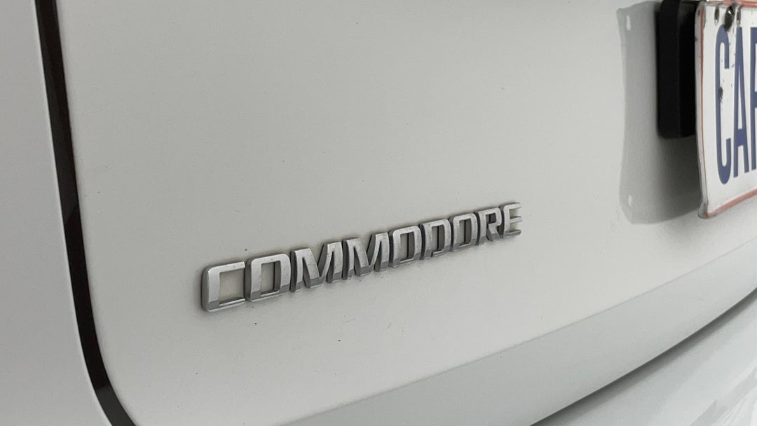 2019 Holden Commodore Lt (5yr), Automatic, 55014 km, Badge (Boot Left Side)