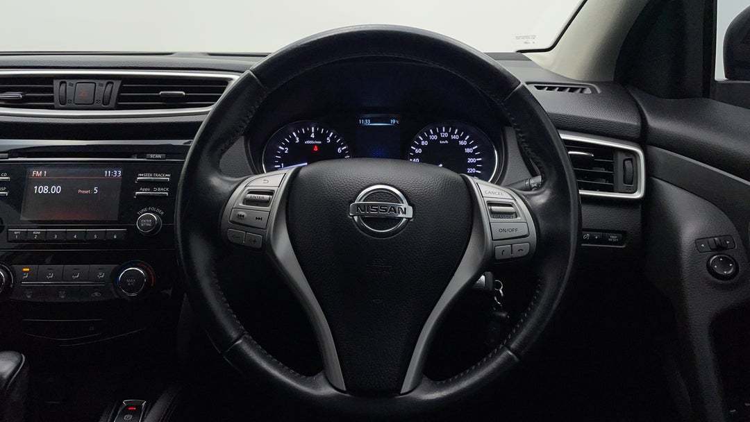 2017 Nissan Qashqai St, Automatic, 86217 km, Steering Wheel Close-up