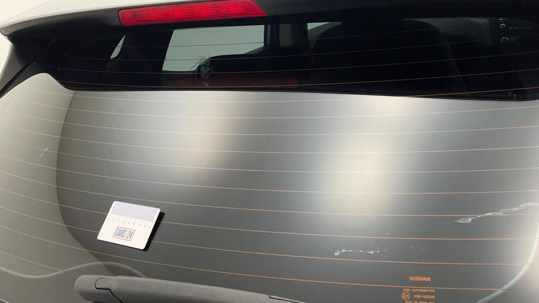 2017 Nissan Qashqai St, Automatic, 86217 km, Windshield Rear Scratch