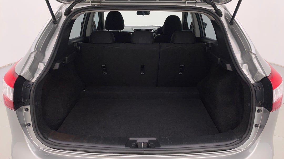 2017 Nissan Qashqai St, Automatic, 86217 km, Boot Inside View