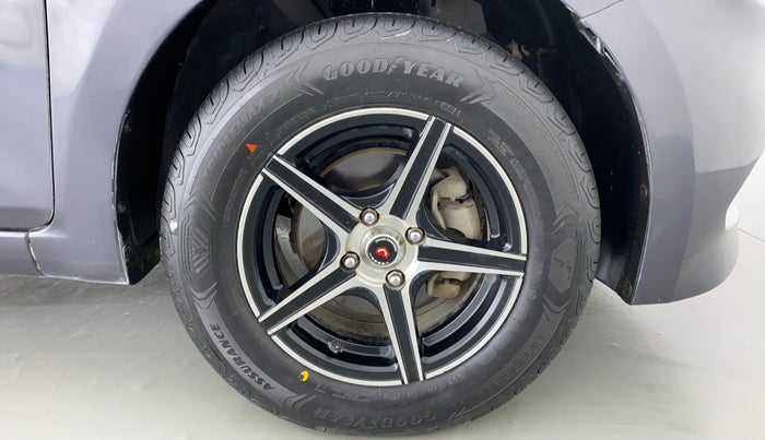 2015 Hyundai Elite i20 MAGNA 1.2, Petrol, Manual, 44,554 km, Right Front Wheel